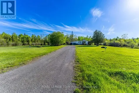663 Beavertail Road Ottawa ON K0A 1L0