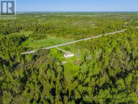 663 Beavertail Road Ottawa ON K0A 1L0