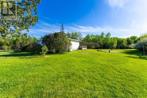 663 Beavertail Road Ottawa ON K0A 1L0
