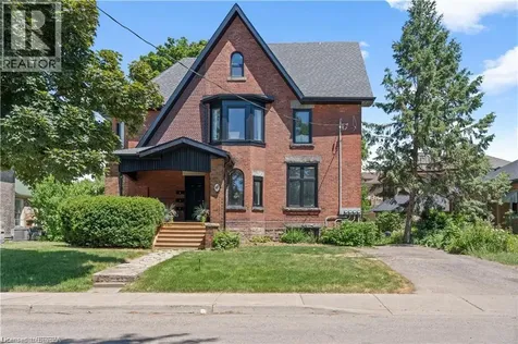 16 Arthur Street Brantford ON N3S 3H3