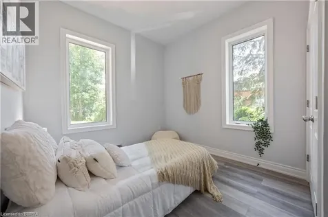 16 Arthur Street Brantford ON N3S 3H3