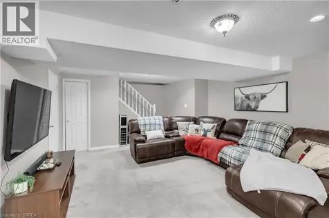 13 Morgan Drive Caledonia ON N3W 1H6