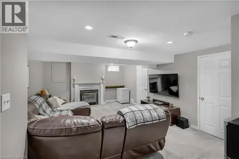13 Morgan Drive Caledonia ON N3W 1H6