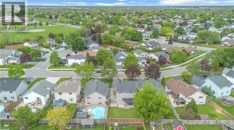 13 Morgan Drive Caledonia ON N3W 1H6