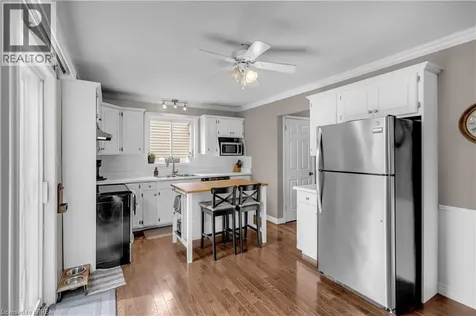 13 Morgan Drive Caledonia ON N3W 1H6