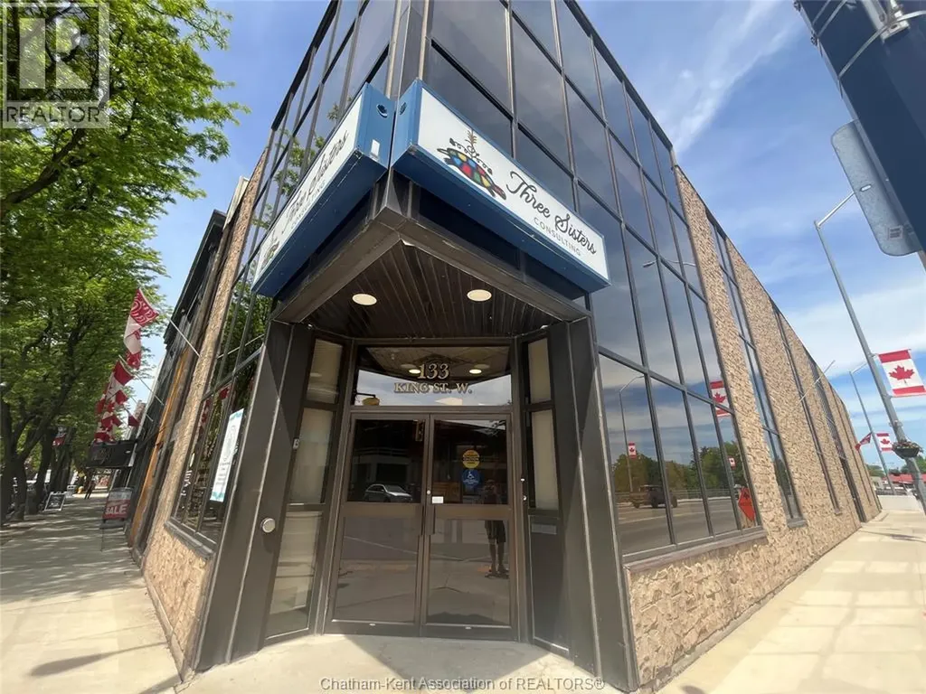 133 King Street West Chatham ON N7M 1E4