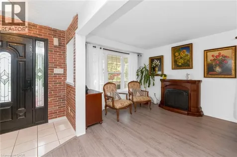 176 Osborn Avenue Brantford ON N3T 6S7