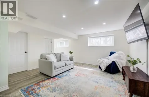 414 Woods Lane Cambridge ON N3H 5J4