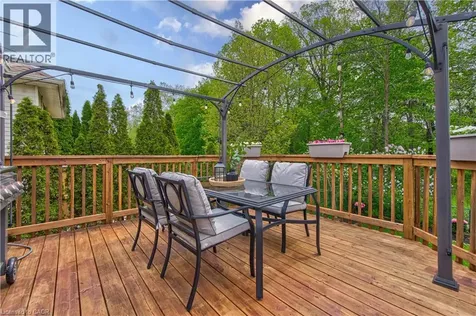 414 Woods Lane Cambridge ON N3H 5J4