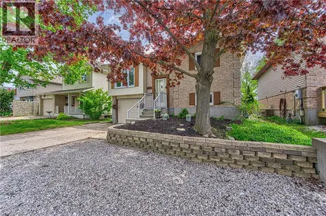 414 Woods Lane Cambridge ON N3H 5J4