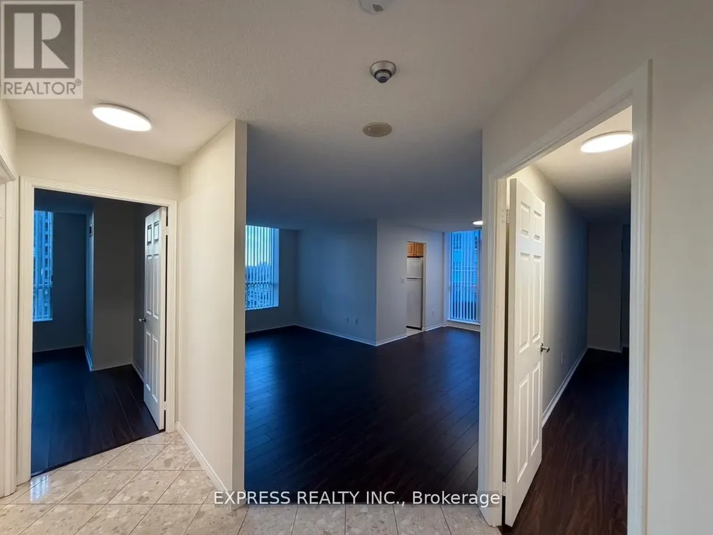 39 Pemberton Avenue Toronto (newtonbrook East) ON M2M 4L6