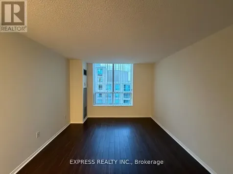 39 Pemberton Avenue Toronto (newtonbrook East) ON M2M 4L6