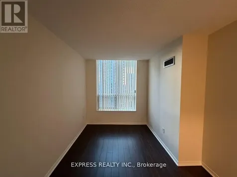 39 Pemberton Avenue Toronto (newtonbrook East) ON M2M 4L6