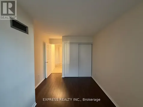 39 Pemberton Avenue Toronto (newtonbrook East) ON M2M 4L6