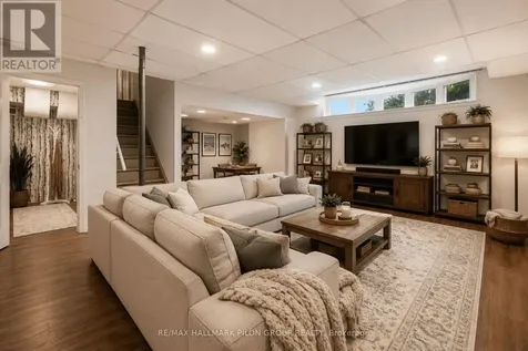 6350 Larmond Avenue Ottawa ON K1C 2H6
