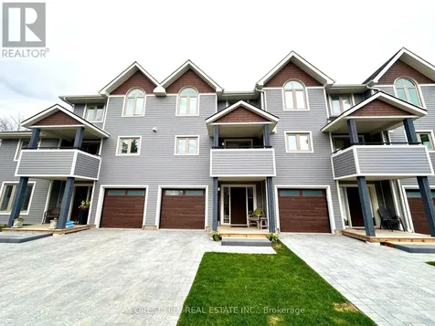 53 Lighthouse Lane West Collingwood ON L9Y 5C8
