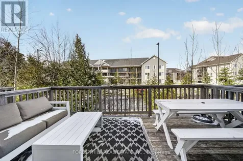 53 Lighthouse Lane West Collingwood ON L9Y 5C8