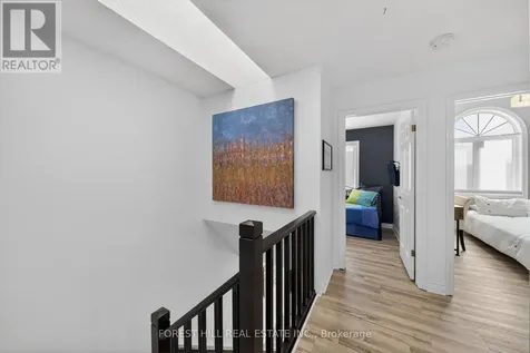 53 Lighthouse Lane West Collingwood ON L9Y 5C8