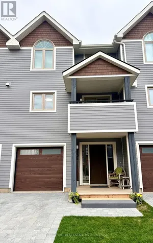53 Lighthouse Lane West Collingwood ON L9Y 5C8