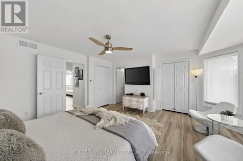 53 Lighthouse Lane West Collingwood ON L9Y 5C8