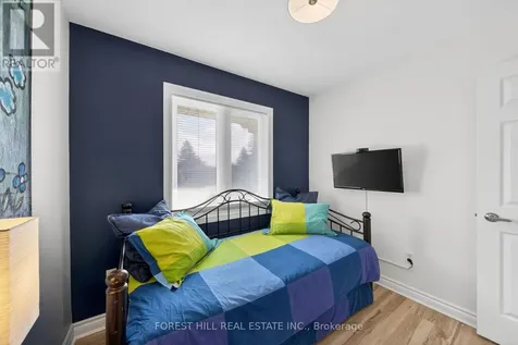 53 Lighthouse Lane West Collingwood ON L9Y 5C8