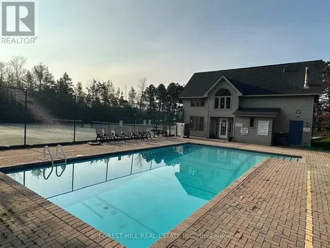 53 Lighthouse Lane West Collingwood ON L9Y 5C8
