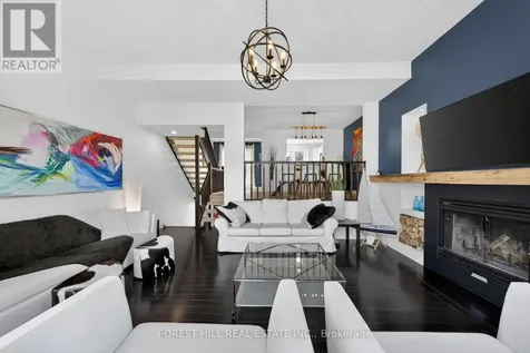 53 Lighthouse Lane West Collingwood ON L9Y 5C8