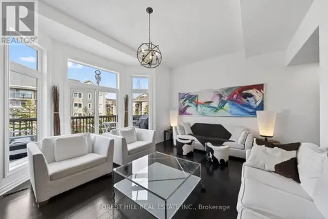 53 Lighthouse Lane West Collingwood ON L9Y 5C8