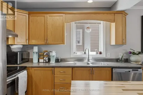 225 Oak Street Gananoque ON K7G 2R5