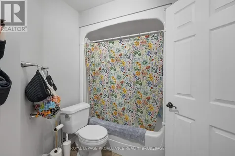 225 Oak Street Gananoque ON K7G 2R5