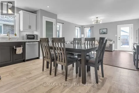 242 Wilson Avenue Tillsonburg ON N4G 0H4