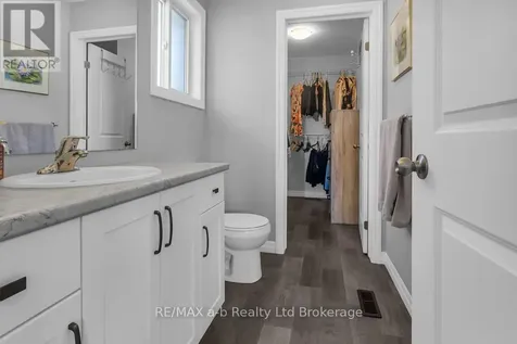242 Wilson Avenue Tillsonburg ON N4G 0H4