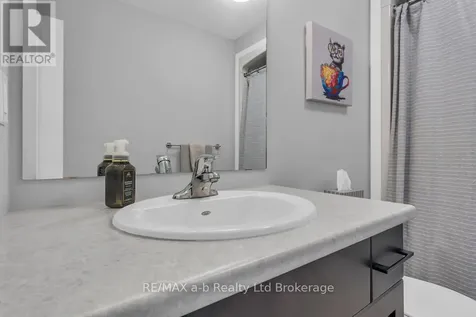 242 Wilson Avenue Tillsonburg ON N4G 0H4