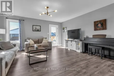 242 Wilson Avenue Tillsonburg ON N4G 0H4