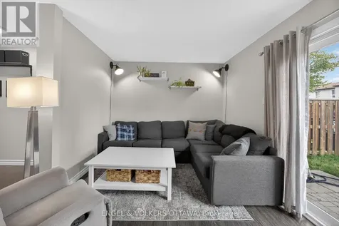 3258 Bannon Way Ottawa ON K1T 1T3