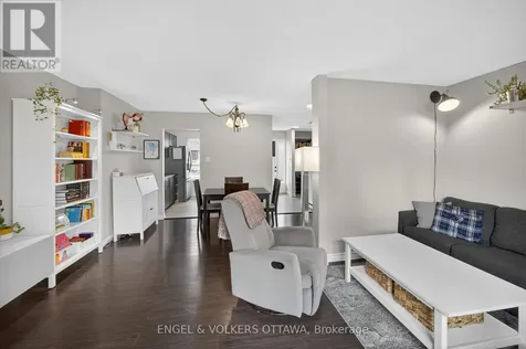 3258 Bannon Way Ottawa ON K1T 1T3