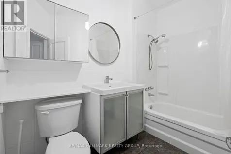 378 Booth Street Ottawa ON K1R 7K6