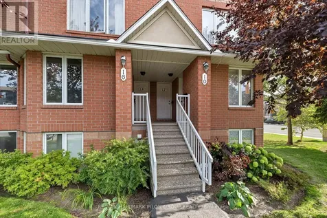 10 Lakepointe Drive Ottawa ON K4A 5E3
