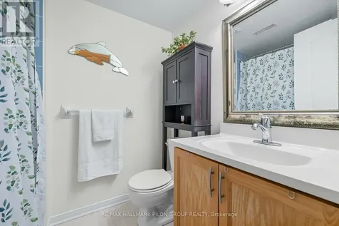 10 Lakepointe Drive Ottawa ON K4A 5E3