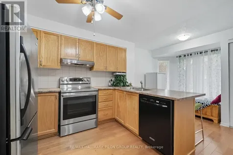 10 Lakepointe Drive Ottawa ON K4A 5E3