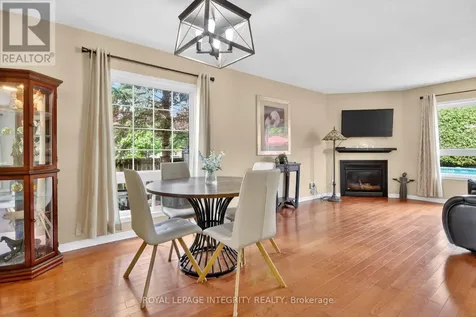 1 Chantilly Gate Ottawa ON K2S 2B2