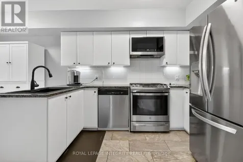 1 Chantilly Gate Ottawa ON K2S 2B2