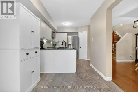 1 Chantilly Gate Ottawa ON K2S 2B2