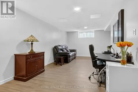 1 Chantilly Gate Ottawa ON K2S 2B2