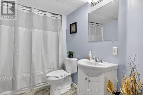 1 Chantilly Gate Ottawa ON K2S 2B2