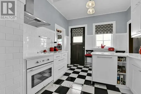650 Churchill Avenue North Ottawa ON K1Z 5G1