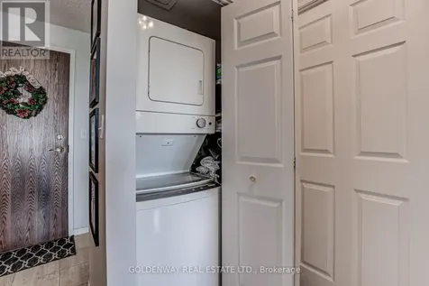 18 Pemberton Avenue Toronto (newtonbrook East) ON M2M 4K9
