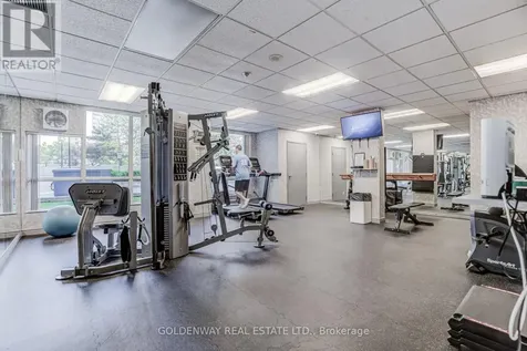 18 Pemberton Avenue Toronto (newtonbrook East) ON M2M 4K9