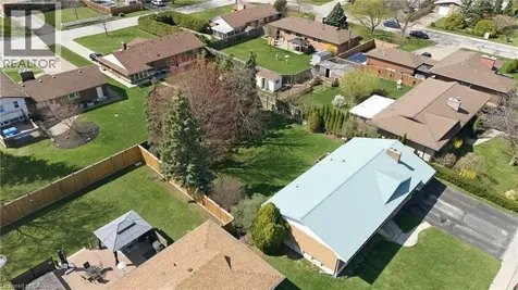 3533 Dorchester Road Niagara Falls ON L2J 3A4