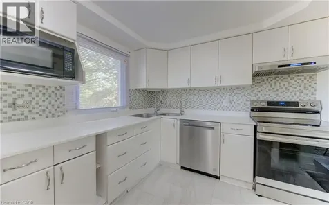 32 Enfield Drive Cambridge ON N1P 1A5
